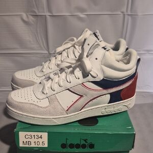 Men's Diadora Basketball  Mid Sneakers Size 10.5 Nee With Box.